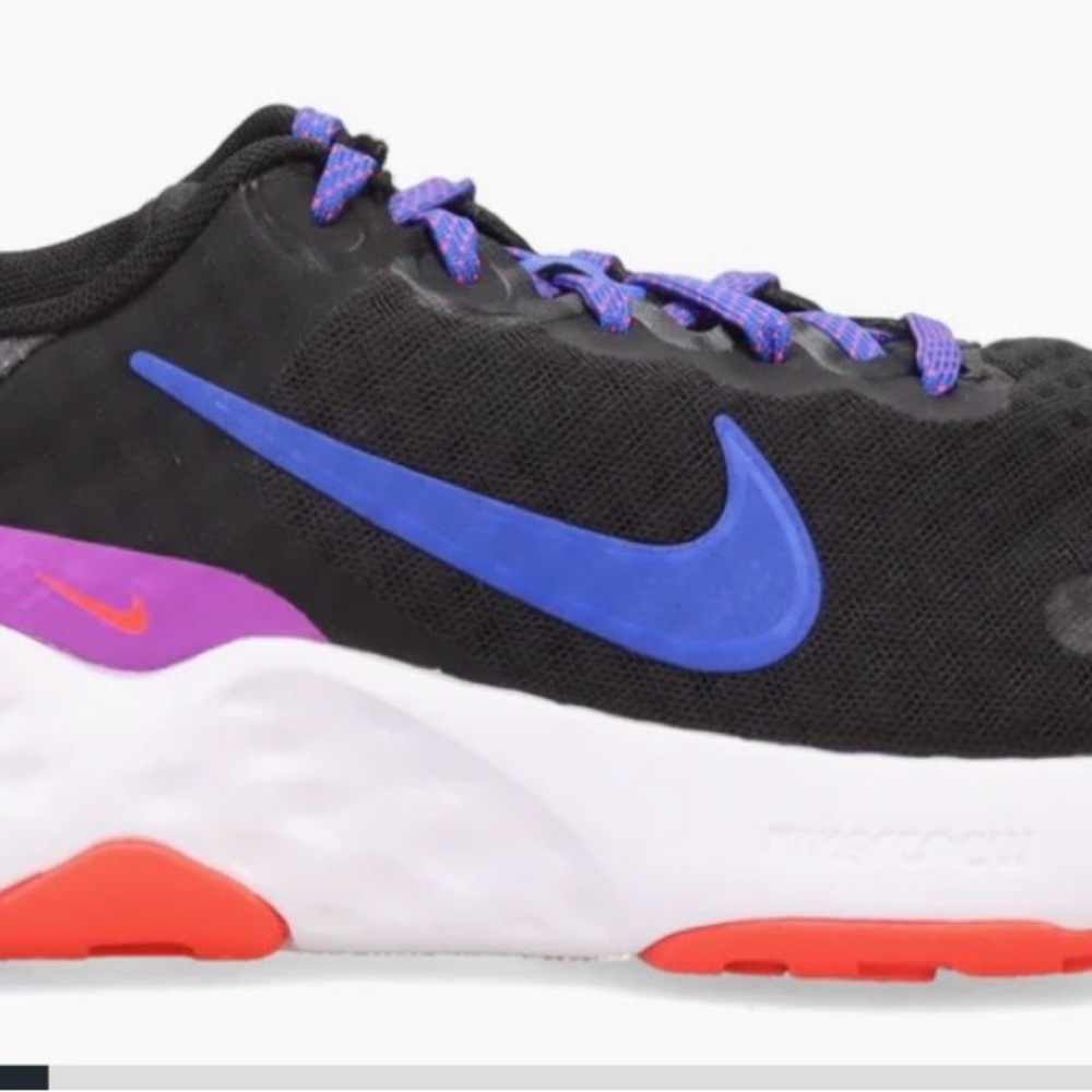 Nike - Picture 2 of 8